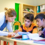 Un cours de français avec des jeunes allophones
